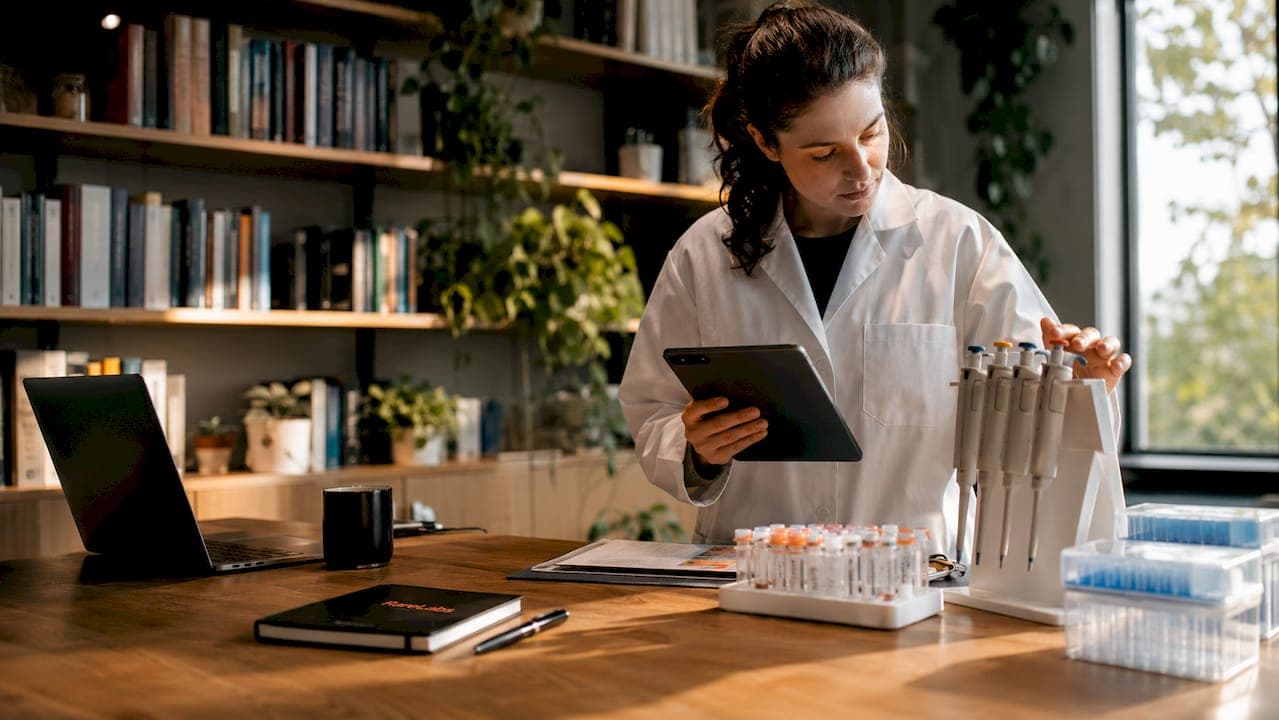 Biotech Collaboration Workflow: A Guide for Research Teams