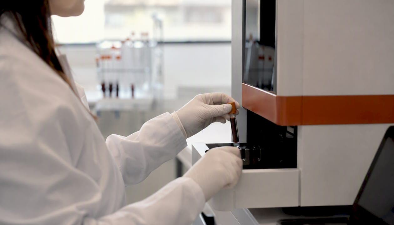 Precision Drug Matching Explained: How Genetics Guides Your Meds