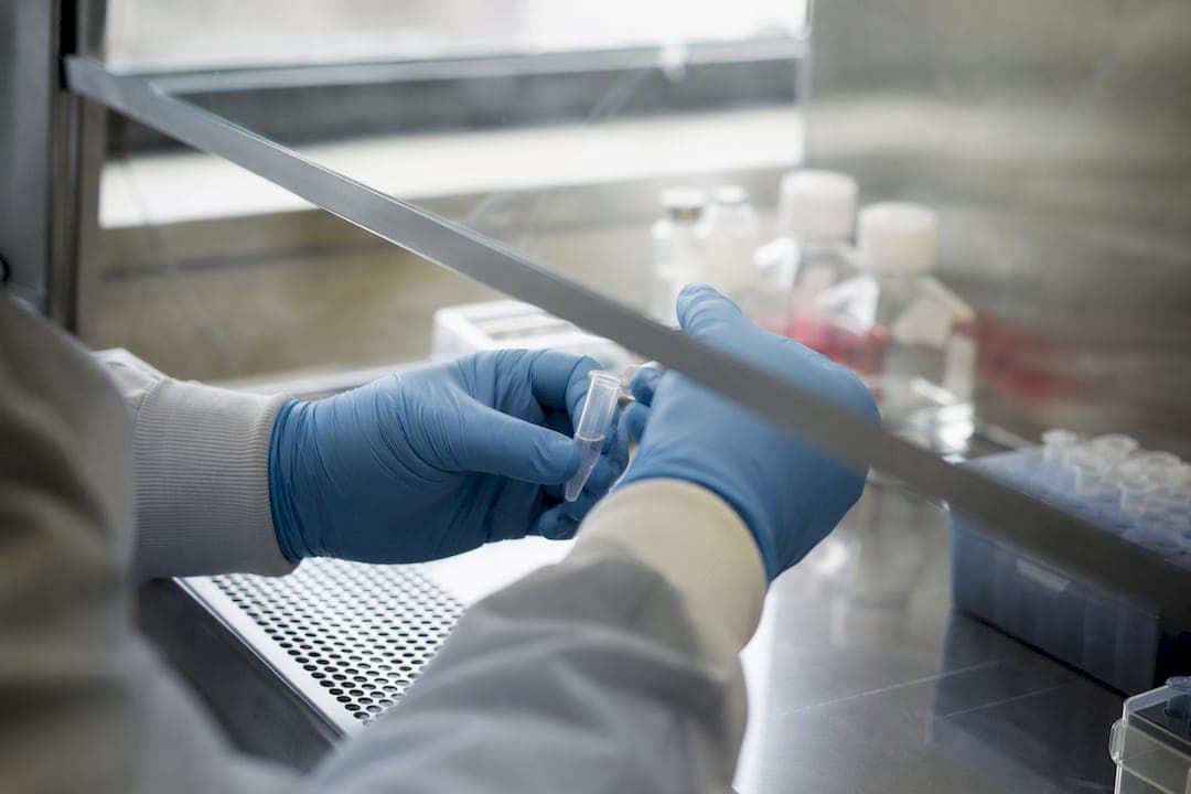 Como modelos iPSC aceleram a descoberta de fármaco em doenças raras