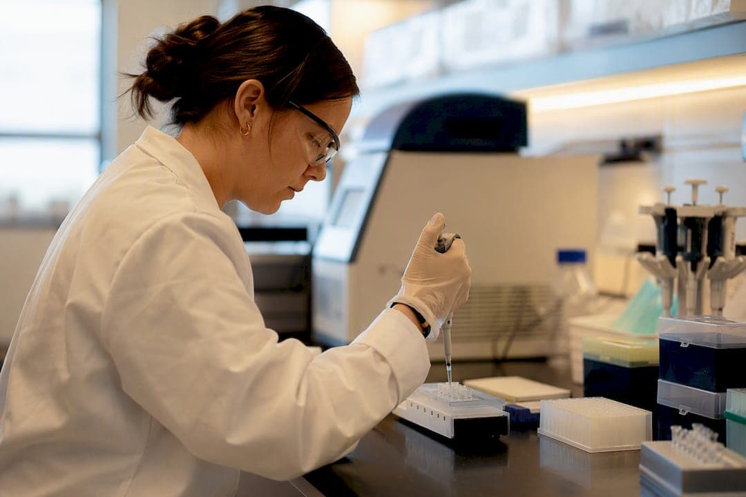 What Is Molecular Diagnosis? A Clear Clinical Guide