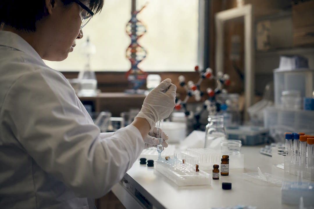 碱基编辑与先导编辑:如何为你的项目选对基因编辑工具