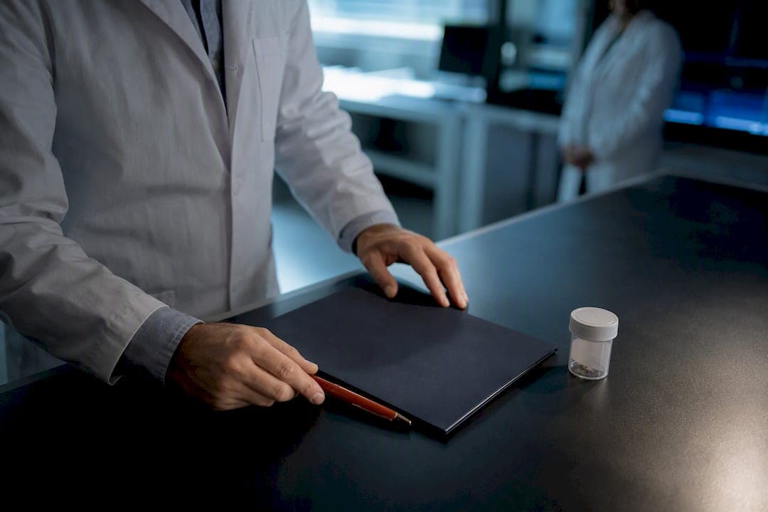 Antes de assinar um MTA: 5 passos práticos para investigadores