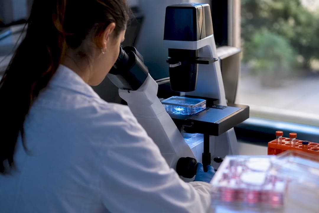 Recherche translationnelle : iPSC vers neurones reproductibles